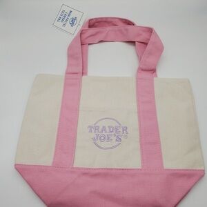 1 x Trader’s Joe pastel mini tote, limited edition 2025 Spring Released! NWT